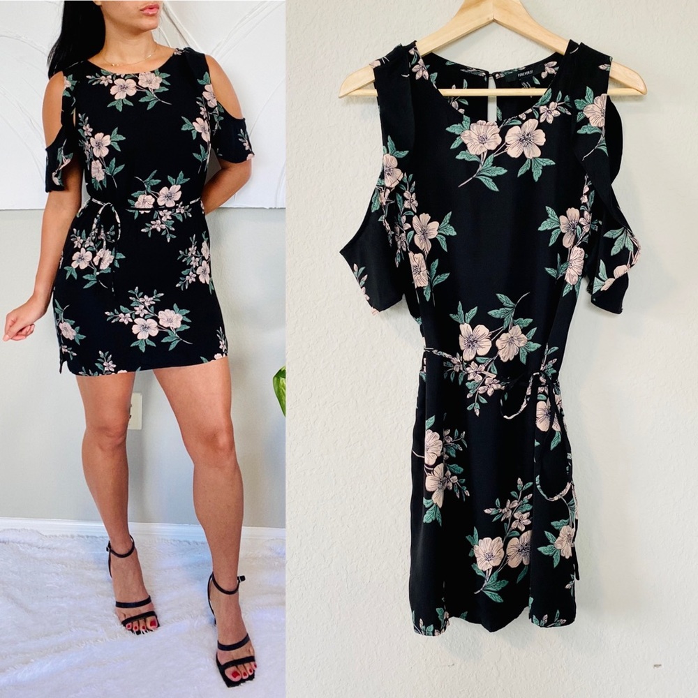 Forever 21 Cutout Floral Dress